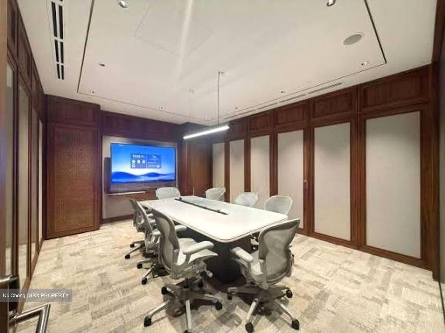 Central Boulevard (D1), Office #634970201